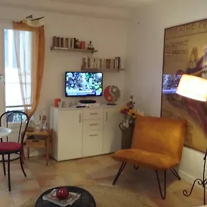  Appartement à 2 Pas Du Palais France